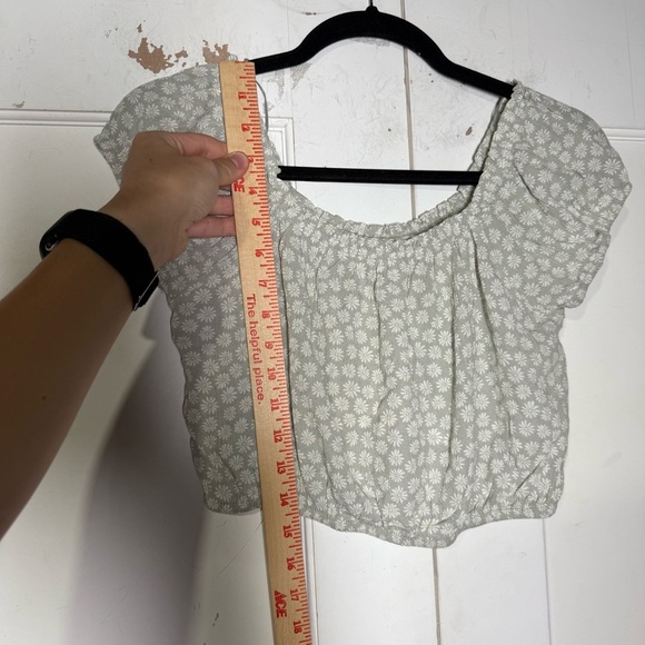 Hippie Rose Sage Green Daisy Print Matching Set Top + Skirt Size XS NWT Juniors - Picture 2 of 12